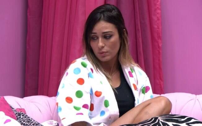 “Os humilhados serão exaltados”, diz Letícia para Tatiele