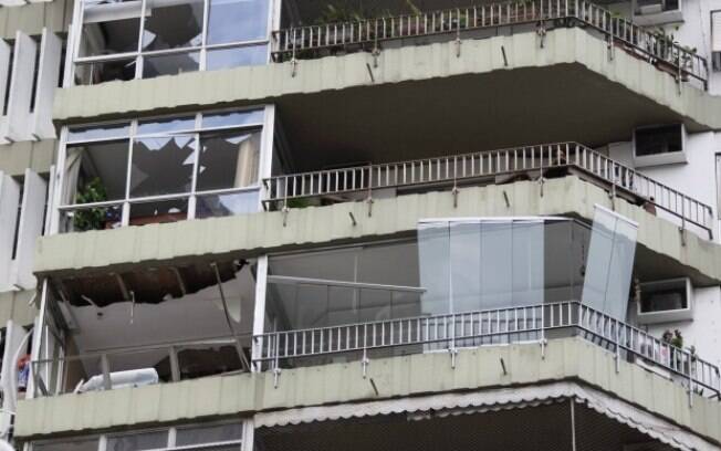 A explosão causou a destruição de apartamentos do Edifício Canoas, na Rua General Olímpio Mourão Filho, em São Conrado, na Zona Sul do Rio