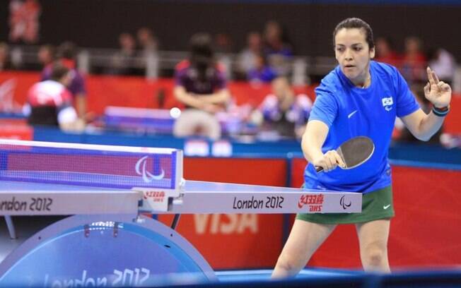 Jane Karla Gögel disputou as Paralimpíadas de Pequim 2008 e Londres 2012, como mesa-tenista