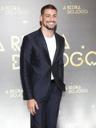 Cauã Reymond será mocinho na novela
