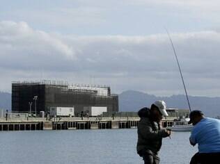 Google constrói prédio em balsa na Baía de San Francisco desde o ano passado