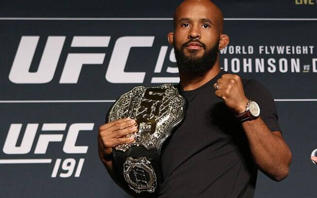 Demetrious Johnson pediu valor alto ao Ultimate para lutar contra Dominick Cruz