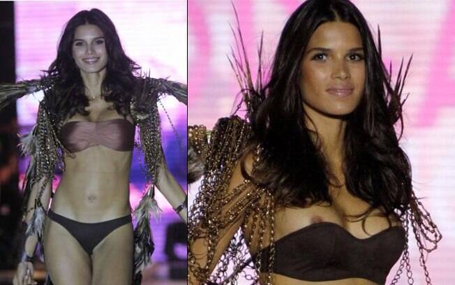 A top model brasileira Raica Oliveira estava na passarela quando o biquíni desceu e mostrou seus seios