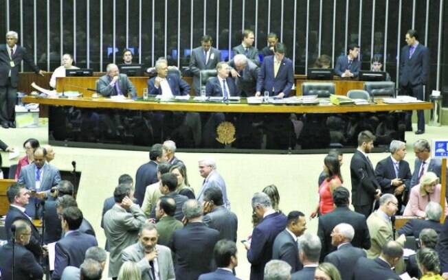 Deputados federais no Plenário da Casa: eles também são alvo da recomendação do MPF