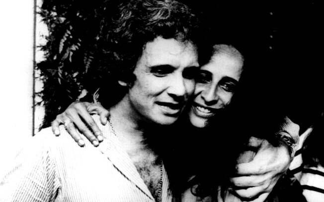 Roberto Carlos e Maria Bethânia durante ensaio para o especial de fim de ano do cantor (1981)