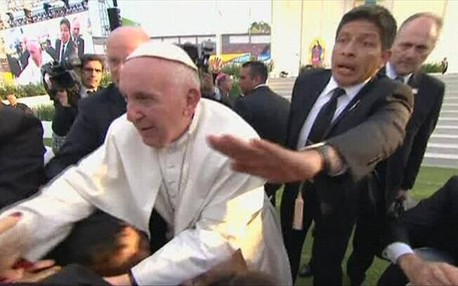 Papa cumprimenta os fiéis mexicanos