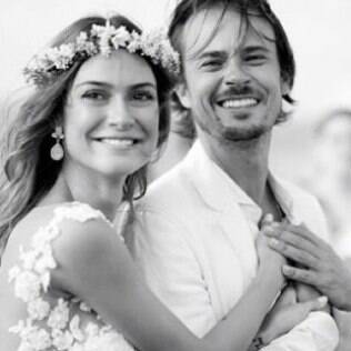 Thaila Ayala e Paulinho Vilhena no dia de seu casamento