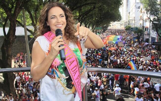 Daniela Mercury se assumiu e ajudou a discussão sobre o casamento gay a ganhar fôlego no Brasil . Foto: Futura Press