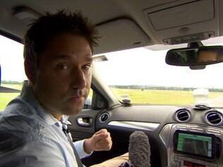 O repórter da BBC Jon Ironmonger foi convidado para restar um protótipo de um carro que não precisa de motorista