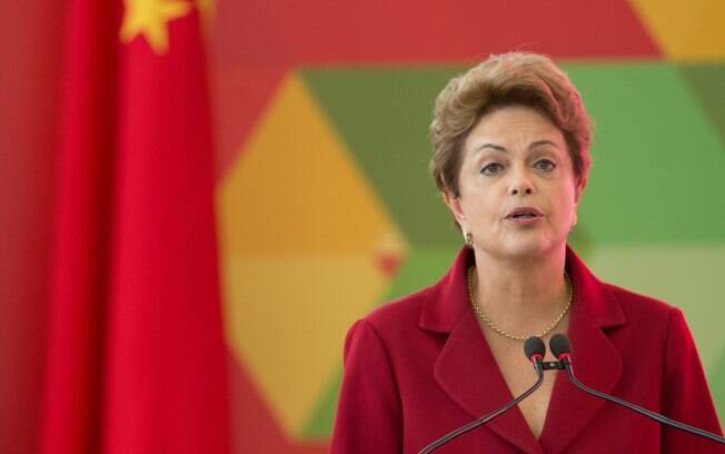 Dilma Rousseff e Aldemir Bendine, presidente da Petrobras 919/05/2015)
