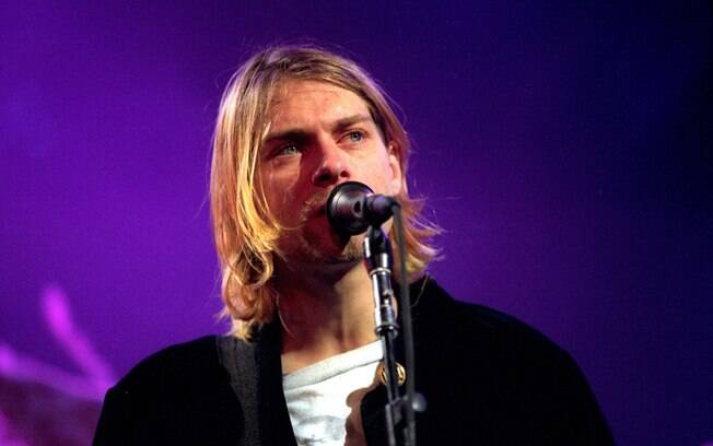 Kurt Cobain canta no "MTV Live and Loud", em Seattle, dezembro de 1993