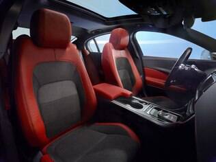 Jaguar XE S