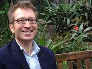 Pesquisador Andrew Hoskins diz que a tecnologia está mudando a forma como fatos se tornam memórias