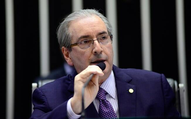 Aliados do presidente da Câmara, Eduardo Cunha, aprovaram PEC nesta quarta-feira (04)