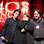 Emoção no palco em Gramado, quando o trio de atores recebeu o Prêmio Especial do Júri pela interpretação em "Colegas". Foto: Edison Vara/PressPhoto