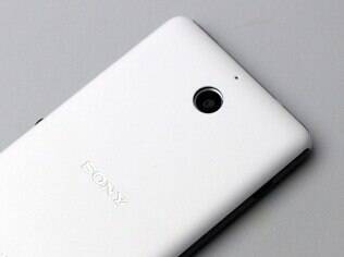 Xperia E1 Dual tem câmera de 3,1 megapixels