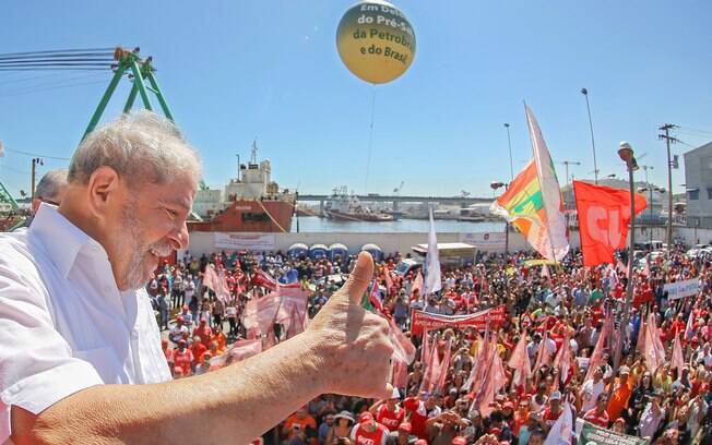 Lula de fato continua tendo uma influência política forte, apesar de todas as denúncias contra ele