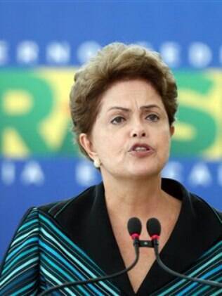 Dilma Rousseff reúne Mercadante, Barbosa e Levy neste domingo para definir cortes