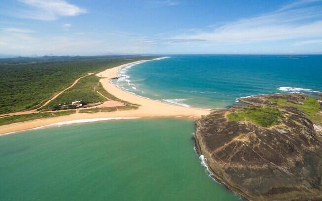 Região de Guarapari conta com mais de 30 praias Região de Guarapari conta com mais de 30 praias