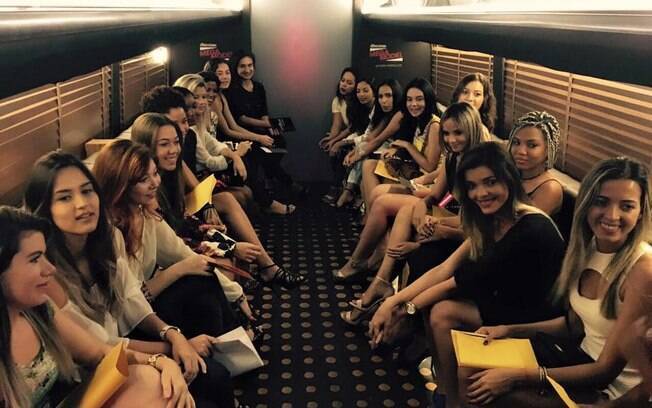 Candidatas participaram da seletiva da Atroveran Mega Model