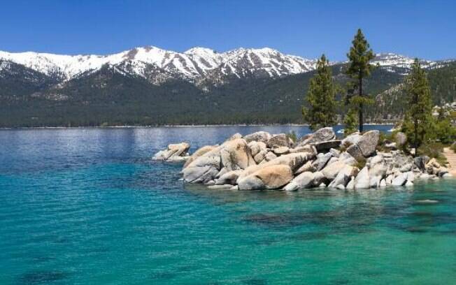 Lago Thoe fica entre Califórnia e Nevada, nos Estados Unidos Lago Thoe fica entre Califórnia e Nevada, nos Estados Unidos