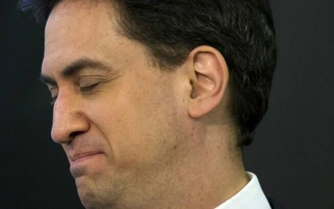 Miliband manteve seu assento no Parlamento, mas seu Partido Trabalhista sofreu grandes perdas na eleição
