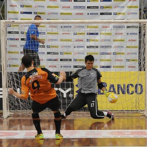 Sem Falcão, Santos conquista a Liga Futsal pela primeira vez - Futsal - iG