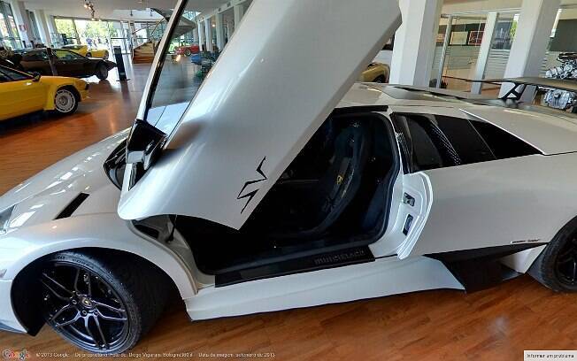 Museu da Lamborghini, uma das atrações do passeio, pode ser visitado pelo Google Street View