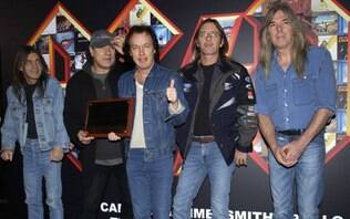 Promotoria ameniza acusações contra baterista do AC/DC