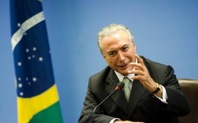 Michel Temer não ficará muito tempo no poder, afirma Robério de Ogun Michel Temer não ficará muito tempo no poder, afirma Robério de Ogun