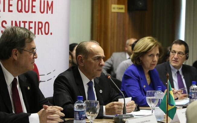 Brasil e Estados Unidos se reuniram nesta quinta para desenvolver pesquisas sobre o zika vírus