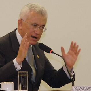 Mangabeira Unger