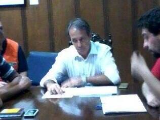 Lideranças ao lado de Edson Aparecido