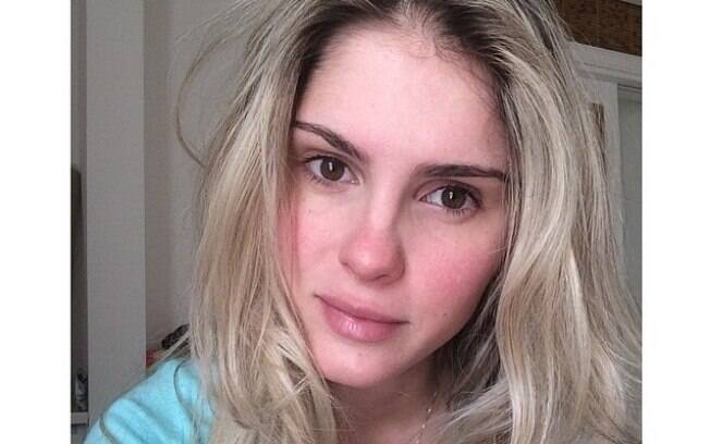 Barbara Evans publica foto sem maquiagem no Instagram