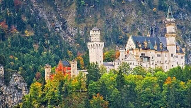 Cidades dos sonhos na realidade e ficção