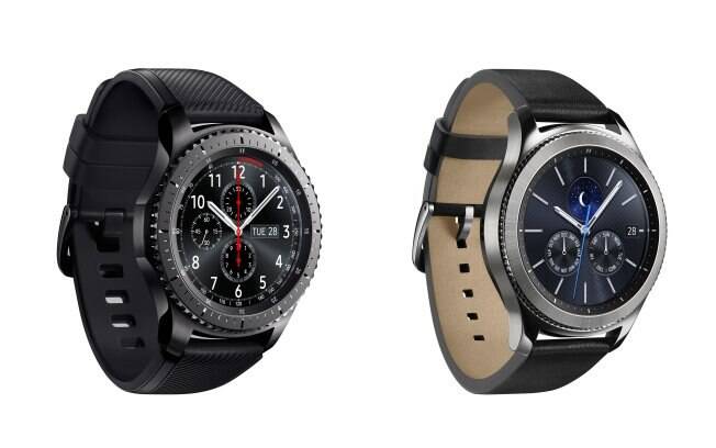 Samsung Gear S3 conta com duas versões: Frontier (esquerda) e Classic (direita)