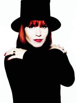 Mel Lisboa como Rita Lee