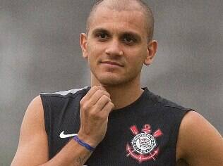 Corinthians treina com Fábio Santos, Anderson Martins e estrangeiros