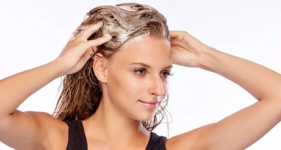 Veja como fazer detox nos cabelos em casa 