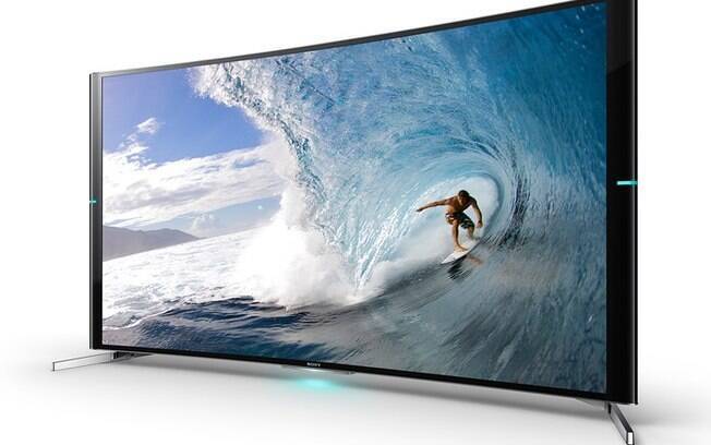 Bravia S90 é primeira TV de tela curva da Sony