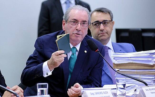 Para ir à Câmara, ainda que seja para se defender, Eduardo Cunha precisará avisar o STF