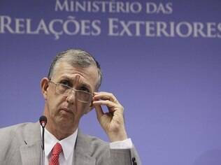 Embaixador Sérgio Danese, ministro interino das Relações Exteriores, leu nota da presidente Dilma sobre a execução do brasileiro Rodrigo Gularte (28/04/2015)