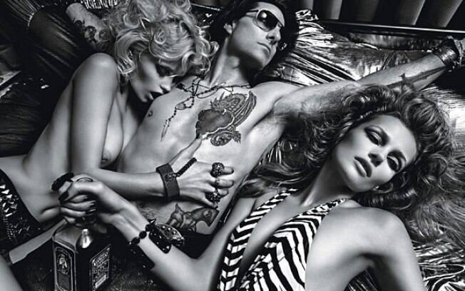 Tom Cruise como rockeiro em editorial da revista