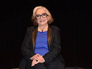 Nathalia Timberg na inauguração do Teatro J. Safra