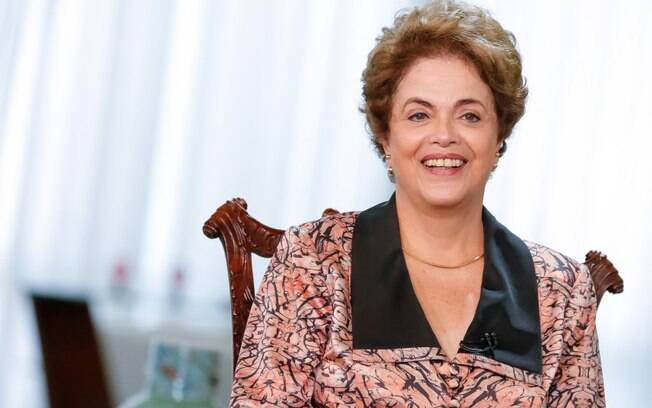 É a segunda vez, em menos de uma semana, que a presidente afastada Dilma Rousseff faz críticas ao PT