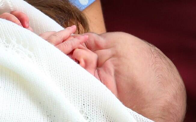 Mais uma imagem do bebê, que foi apresentado à imprensa na tarde desta terça (23)