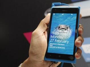 Vendas do Lumia 900 podem ter caído com anúncio sobre incompatibilidade com Windows Phone 8