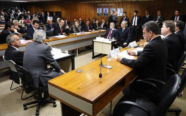 Os ex-diretores da Petrobras frente a frente no Senado Federal, na tarde desta terça-feira. Foto: Jefferson Rudy/Agência Senado
