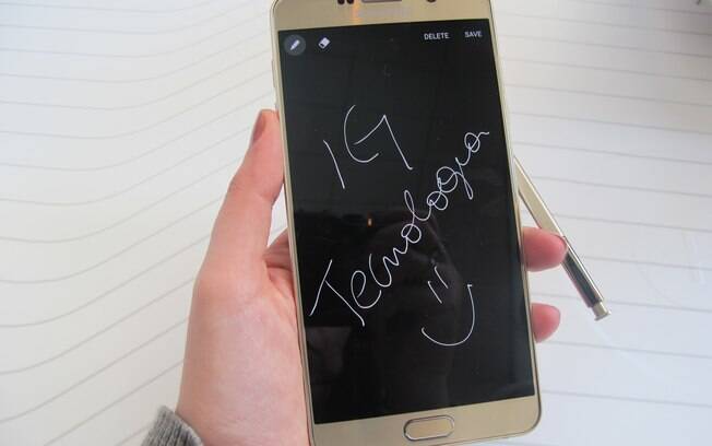 Galaxy Note 5 ganhou acabamento de vidro, uma caneta mais leve e novos recursos