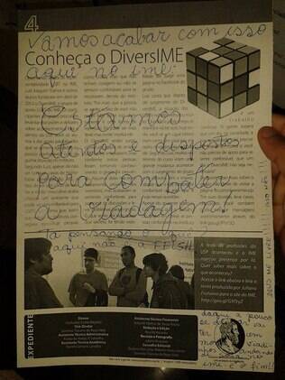 Aviso do DiversIME, grupo de apoio aos LGBTs, apareceu pixado: